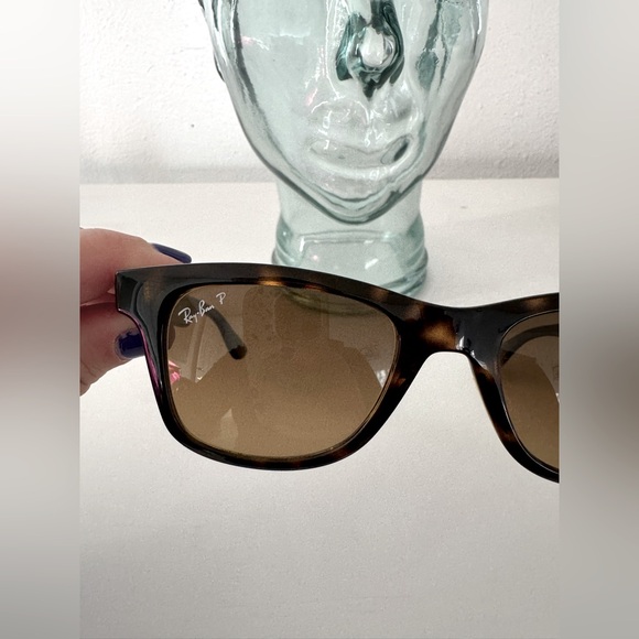 Classic Ray-Ban Wayfarer Sunglasses RB 4640 Polarized Tortoise With Case - Picture 11 of 16